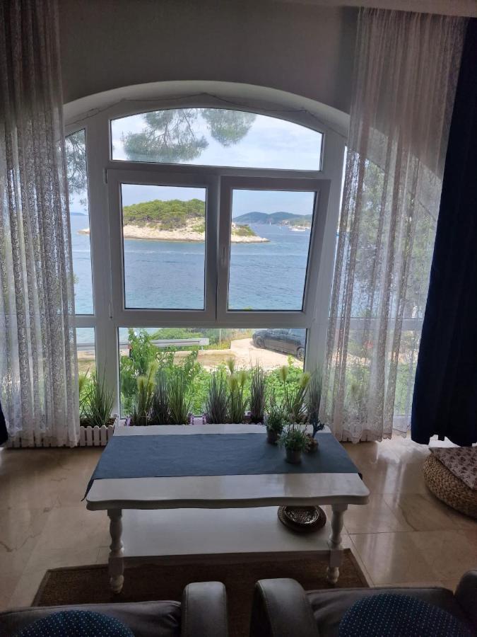 Shabby Chic Beach Cottage Hvar هفار المظهر الخارجي الصورة